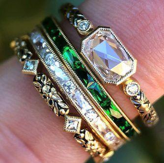 Ensemble de bagues en zirconia vert et blanc vintage