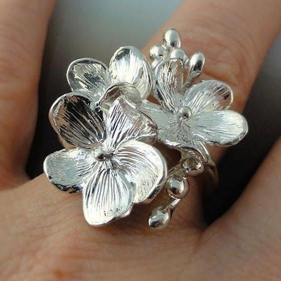 Bague Vintage en Argent Fleur