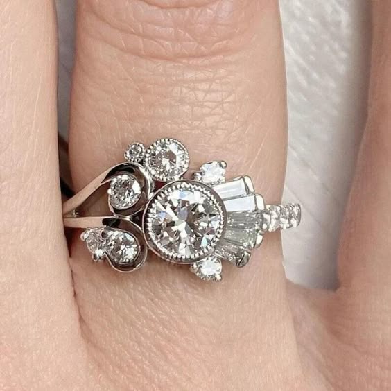 Bague ondulée en argent cristallin vintage