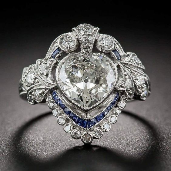 Bague en verre cœur vintage