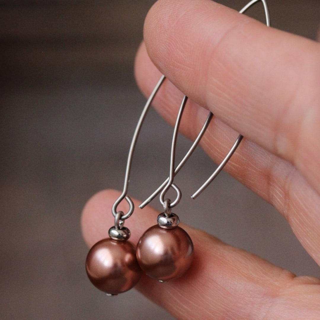 Boucles d'oreilles pendantes en perle plaquées bronze