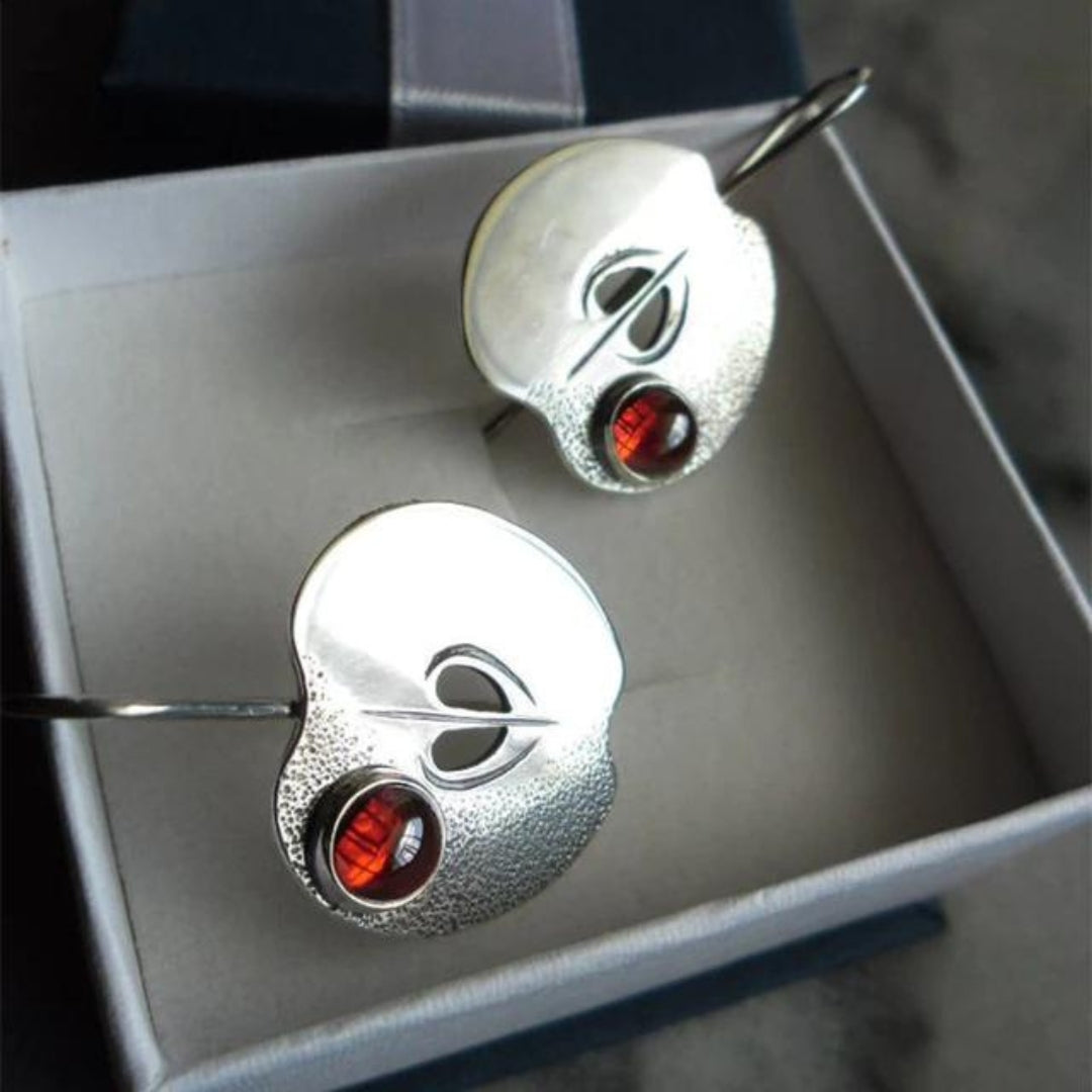 Boucles d'oreilles bohème en zircon rouge en argent sterling