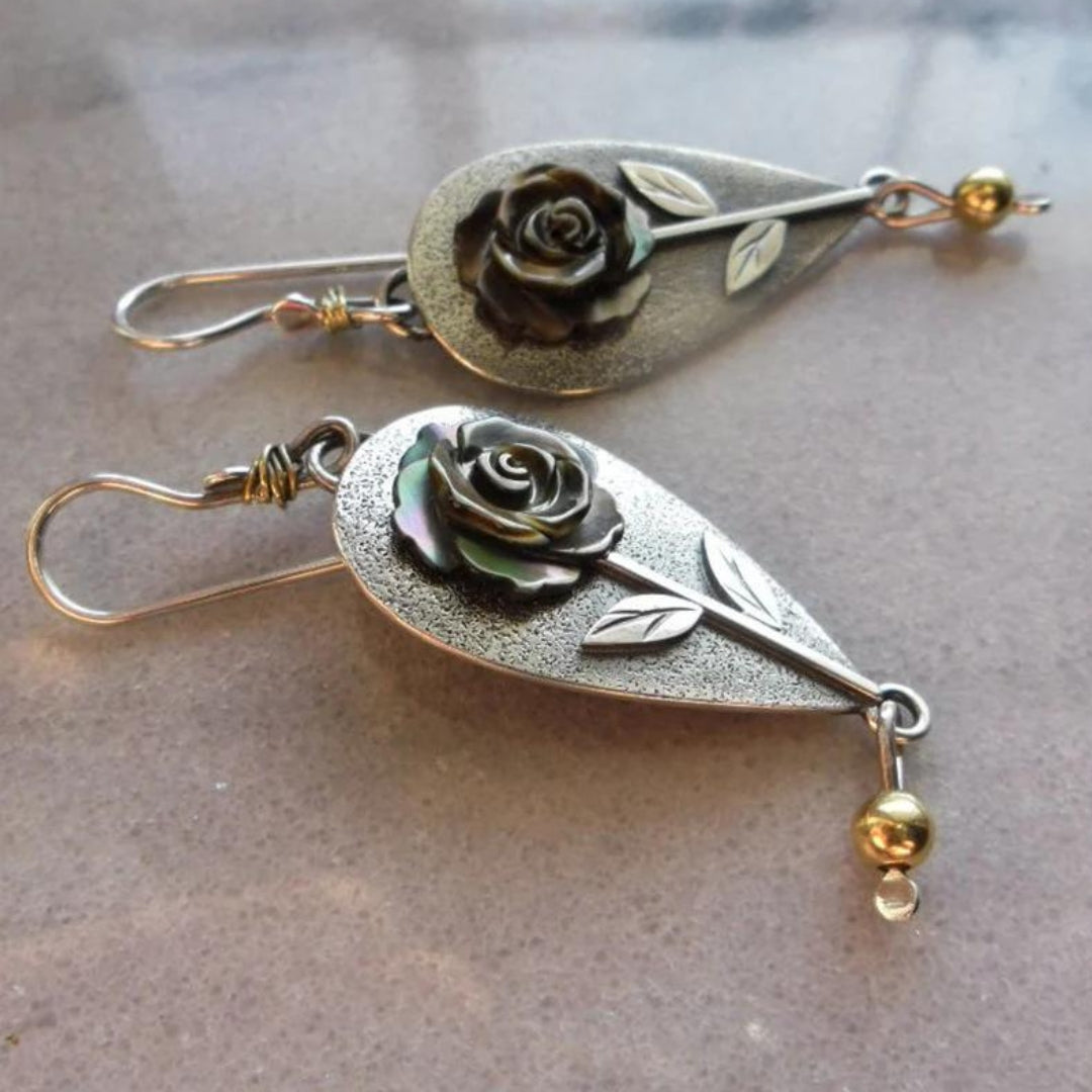 Boucles d'oreilles bohèmes en argent avec roses