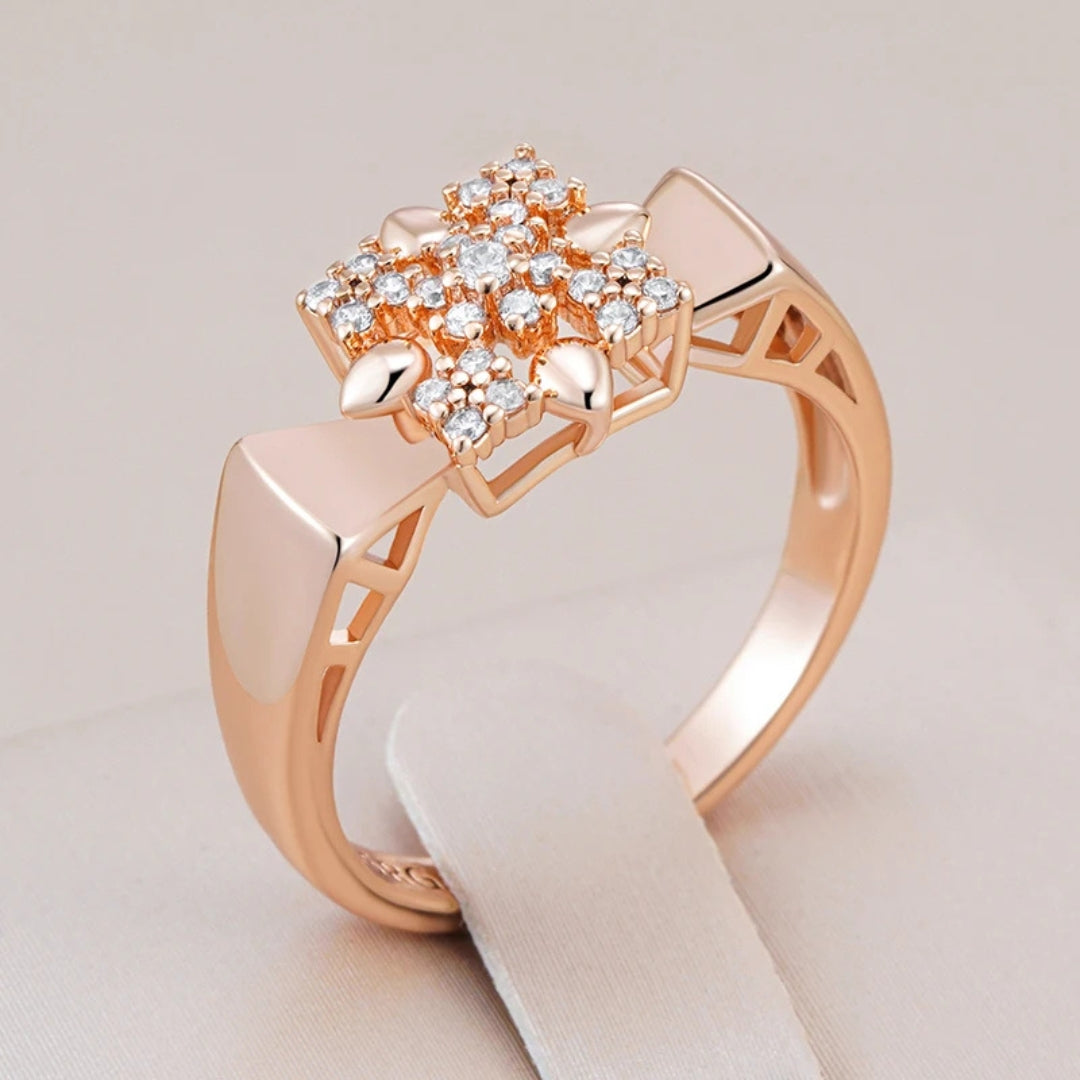 Bague Lumineuse Élégante Fleur