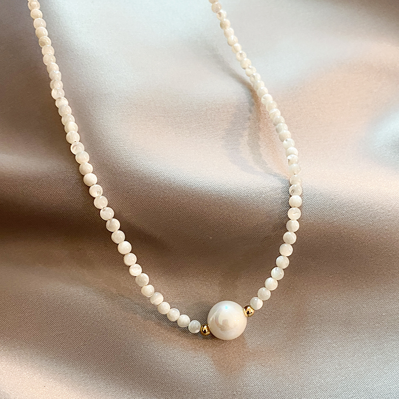 Collier en Perles Élégant Fait Main