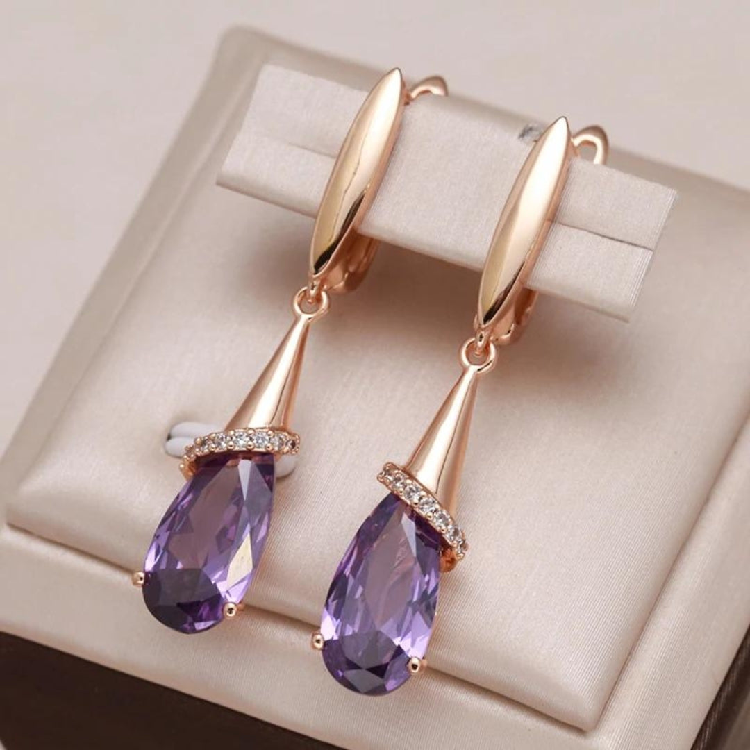 Boucles d'oreilles élégantes en zirconium violet et or