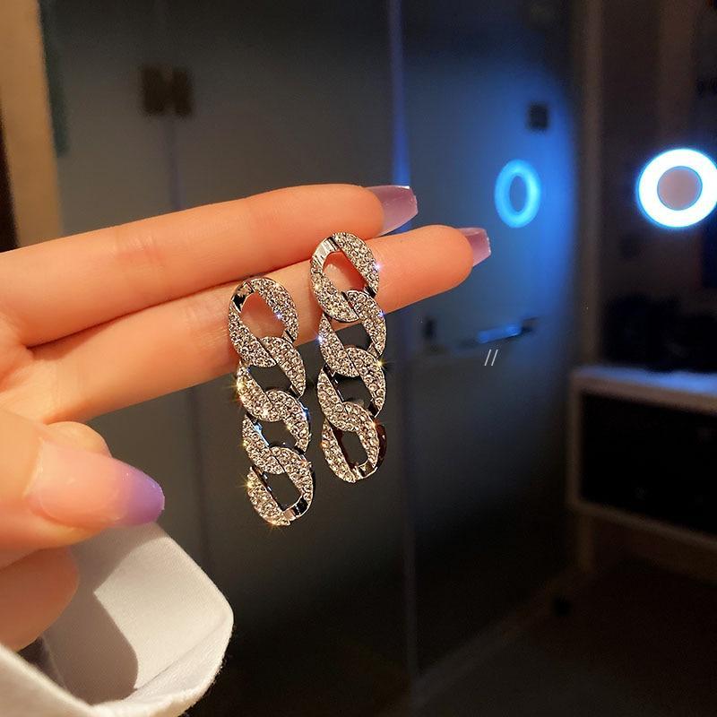 Boucles d'oreilles Élégantes en Argent et Zirconia avec nœud