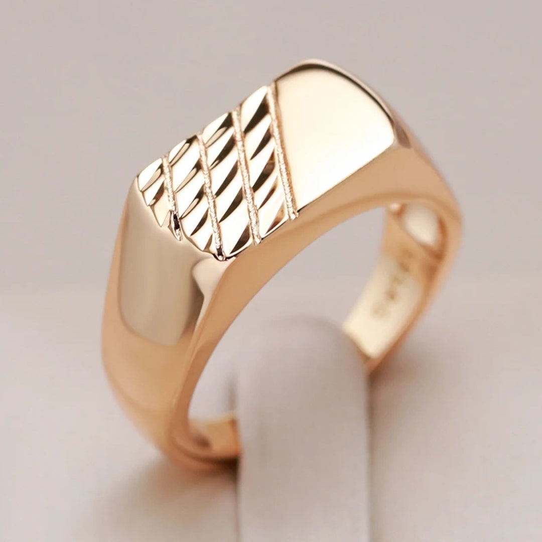 Bague épaisse élégante en or