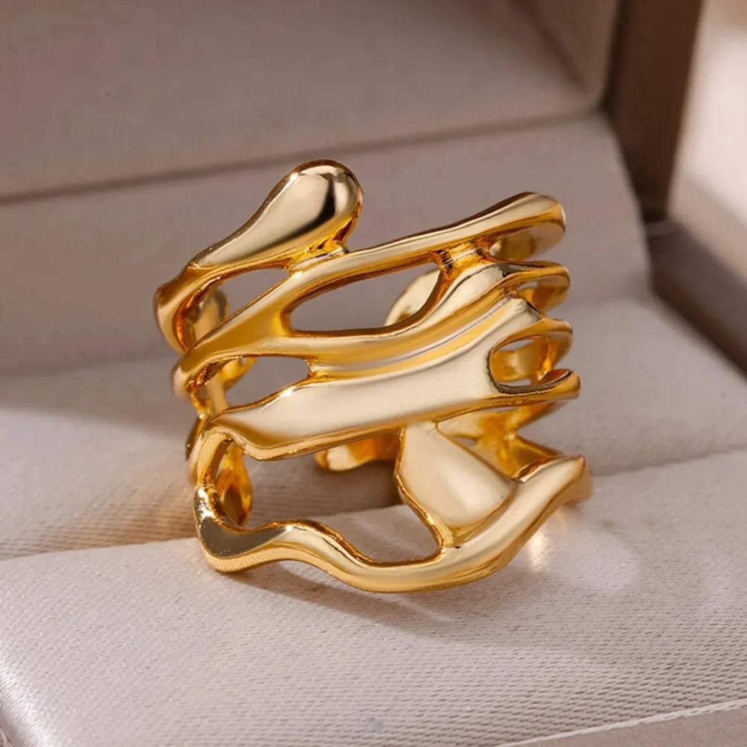 Bague en or forgé irrégulier
