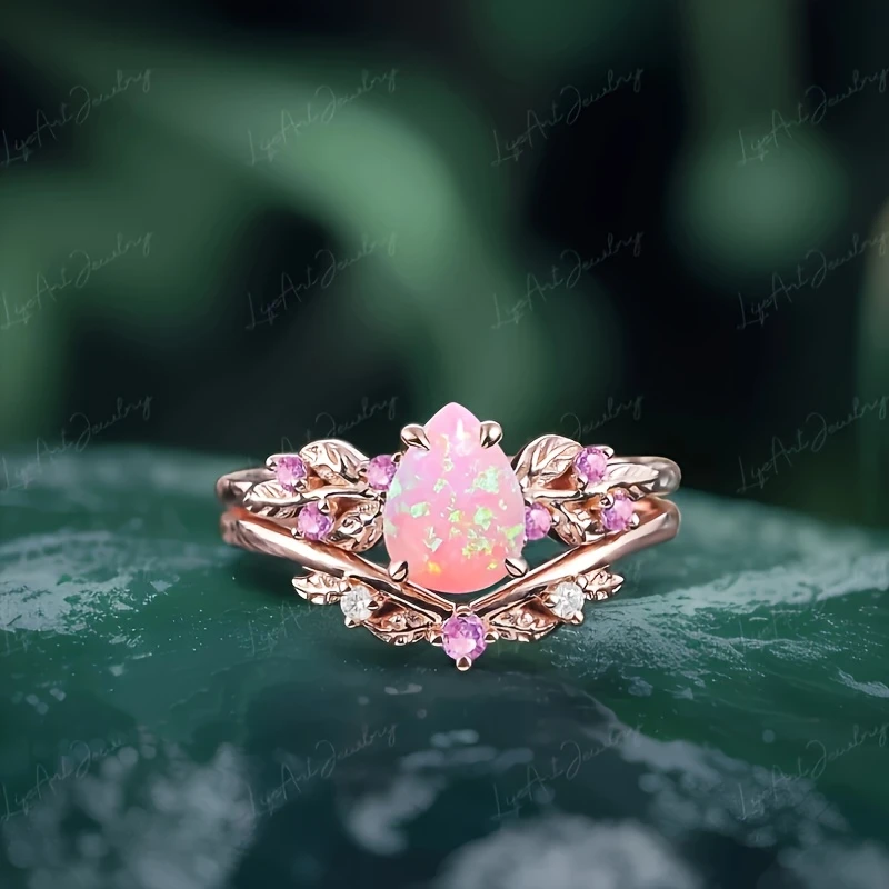 Bague en or avec opale rose