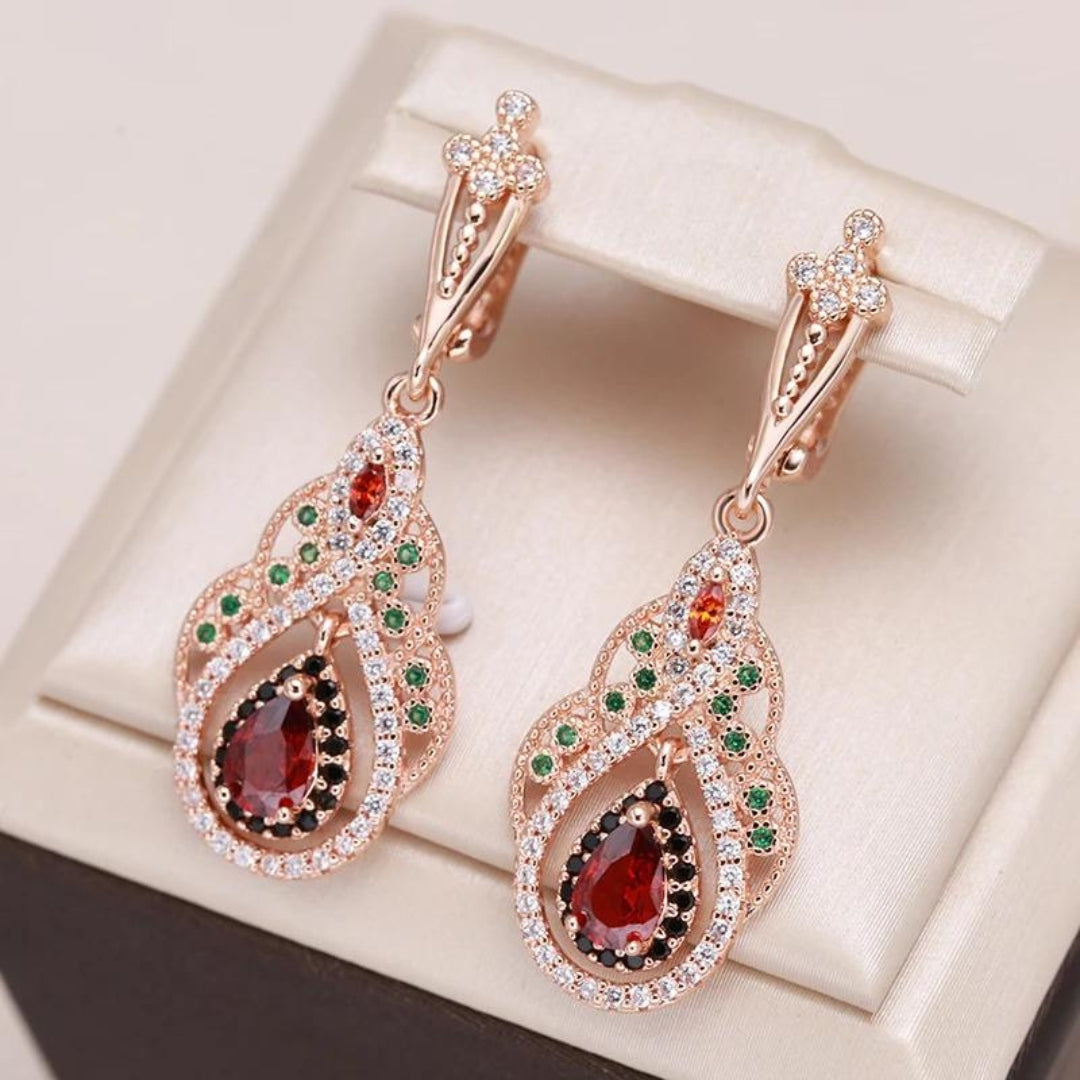 Boucles d'oreilles mandala rouge en or avec zircone - design élégant et léger