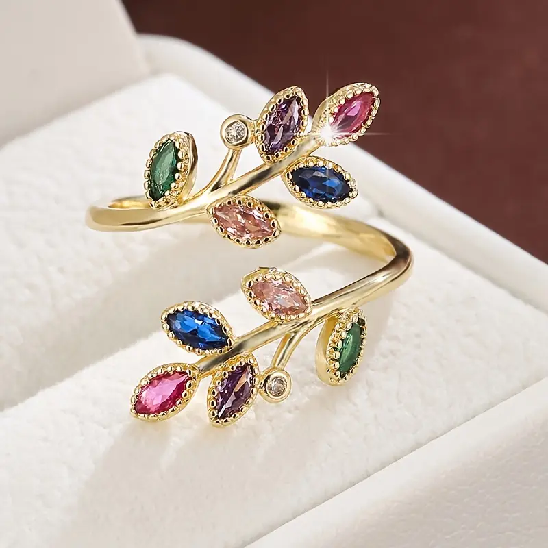 Bague en or à feuille colorée en spirale