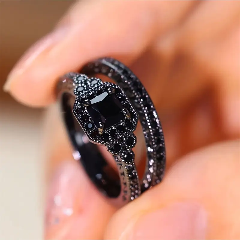 Set de bagues noires vintage