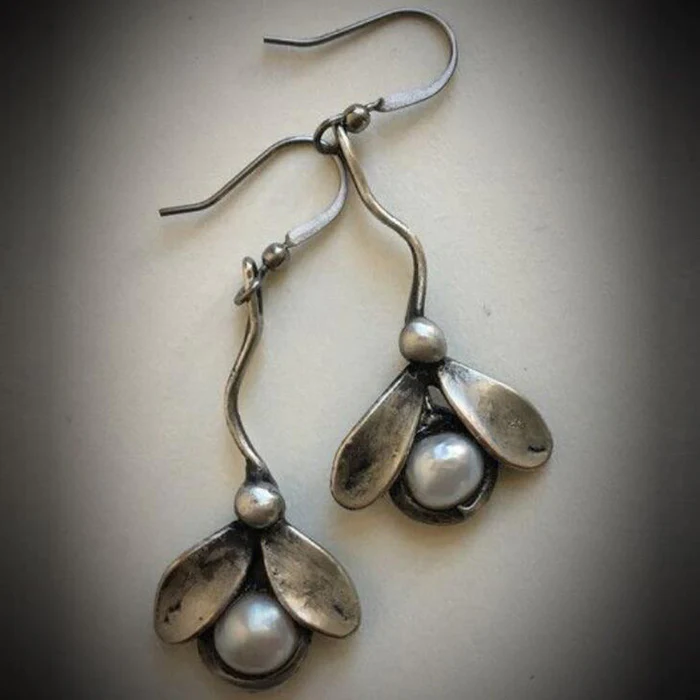 Boucles d'oreilles vintage en argent et perles