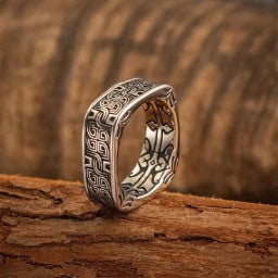 Bague en argent vintage avec cubic
