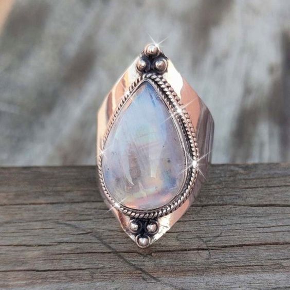 Bague en argent vintage avec pierre de lune pendante