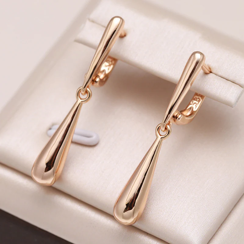 Boucles d'oreilles élégantes en or