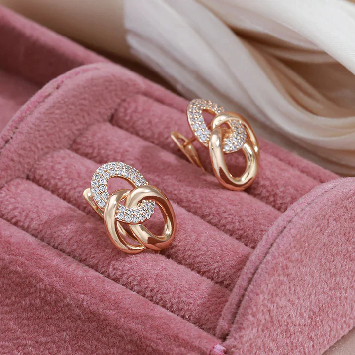 Boucles d'oreilles élégantes en zirconium or