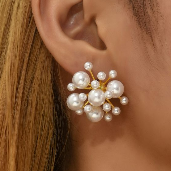 Boucles d'oreilles élégantes en perles pour la pluie