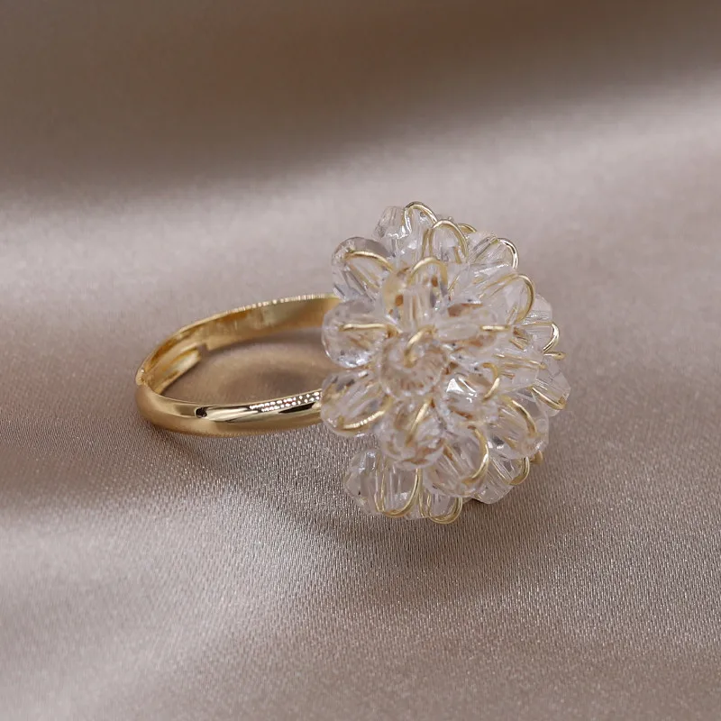 Bague Élégante en Cristal Blanc avec Marguerite