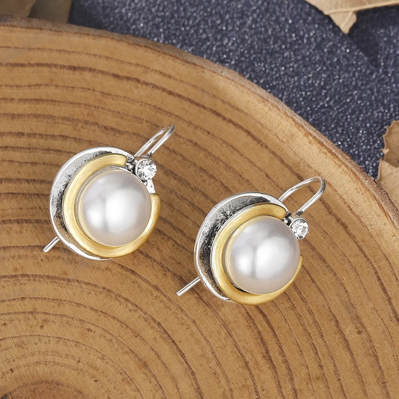 Boucles d'oreilles élégantes en perles incrustées