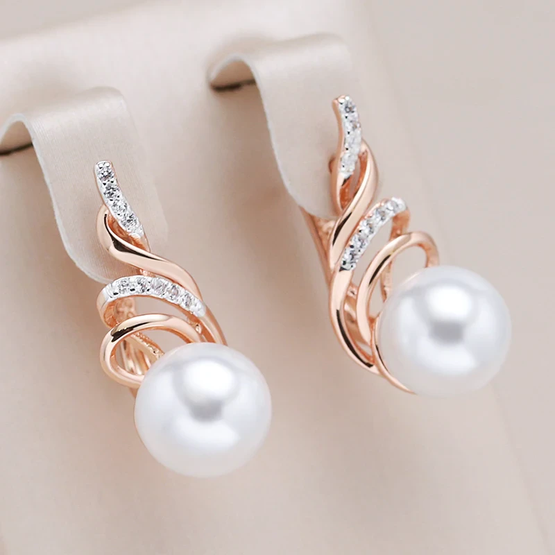 Boucles d'oreilles perles en spirale élégantes et lumineuses