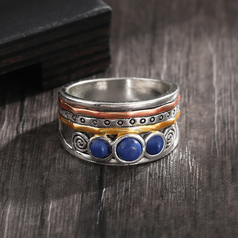 Bague en argent et opale bleue vintage
