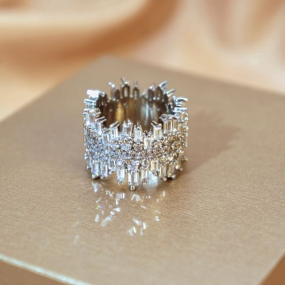Bague brillante en argent vintage