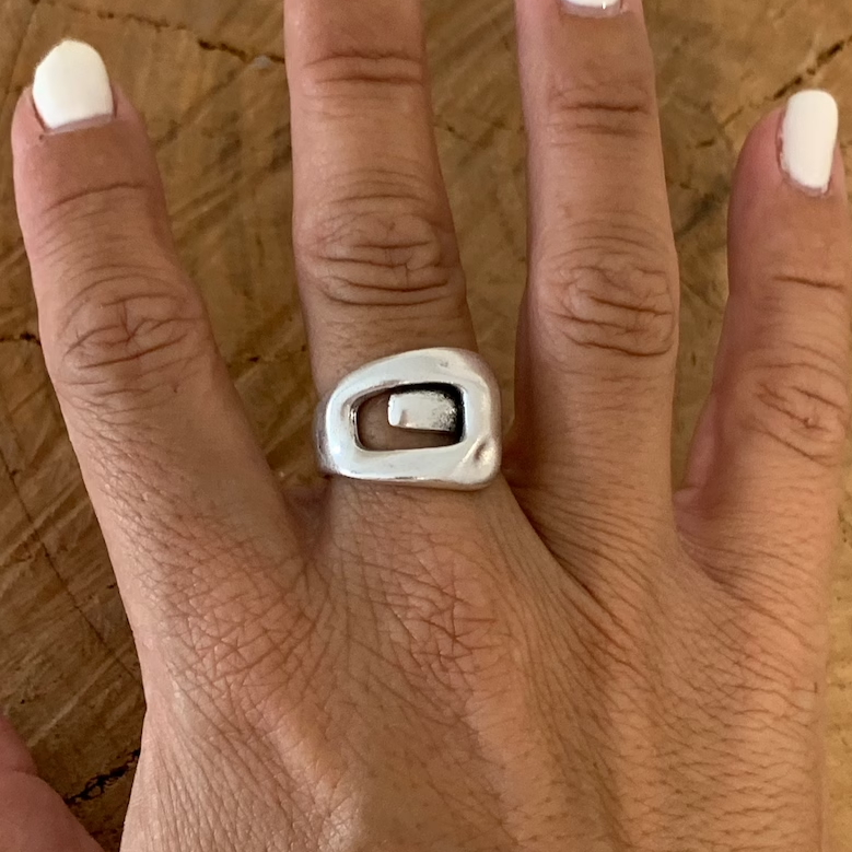 Bague épaisse en argent vintage