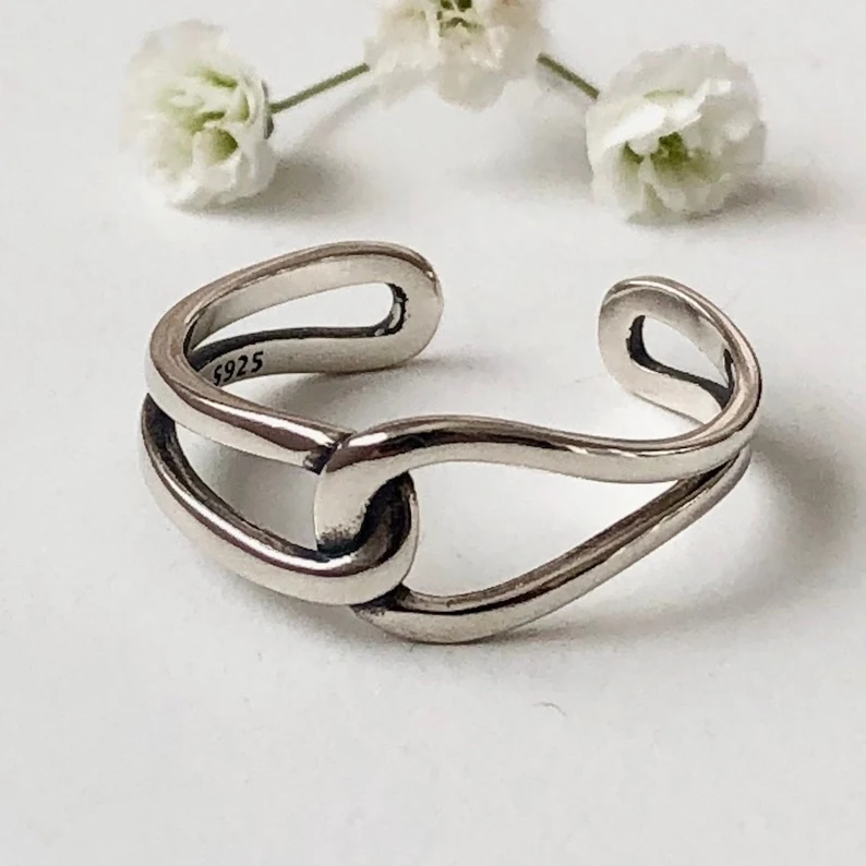 Bague vintage en argent avec nœud