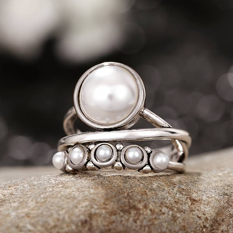Bague en perles et argent vintage