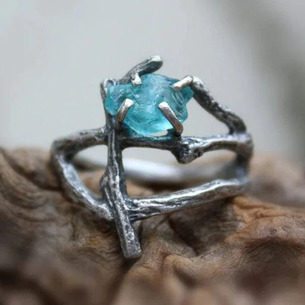Bague en Cristal Bleu Naturel Vintage