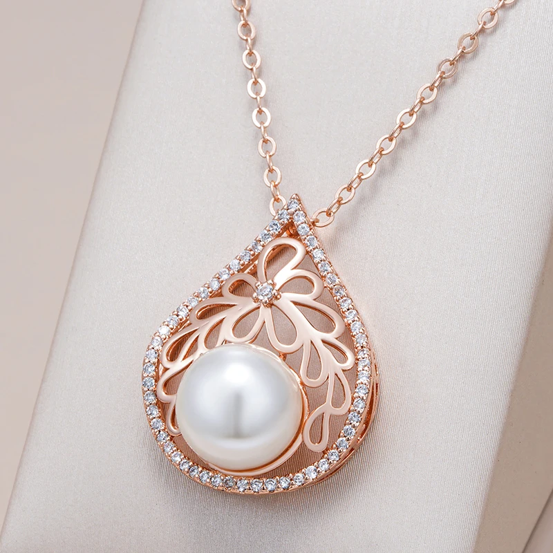 Collier élégant avec pendentif perle