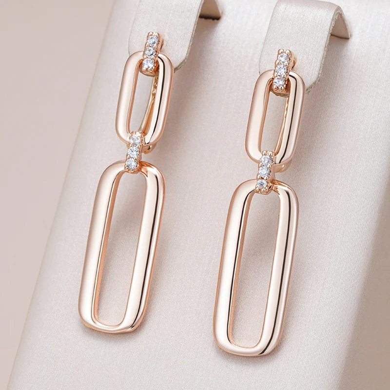 Boucles d'oreilles pendantes en or creux