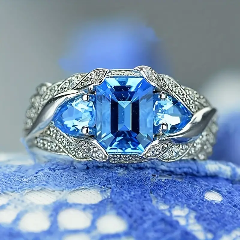 Bague en argent et verre bleu vintage