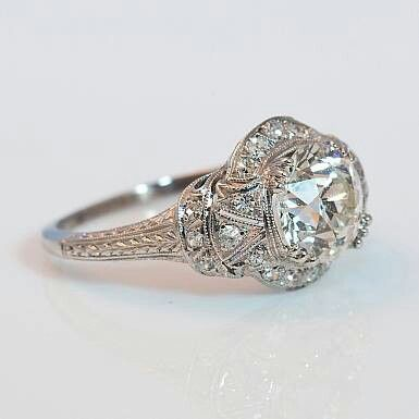 Bague vintage en argent blanc avec cristal
