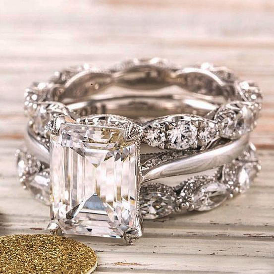 Bague en argent vintage lumineuse à plusieurs couches