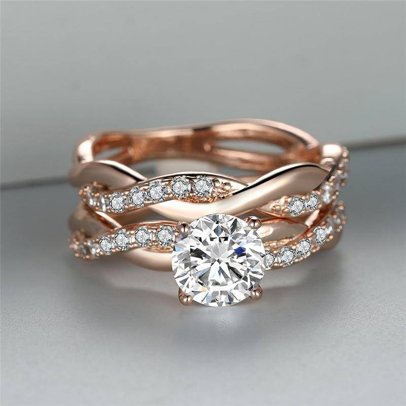 Bague en zirconia à roses vintage superposées