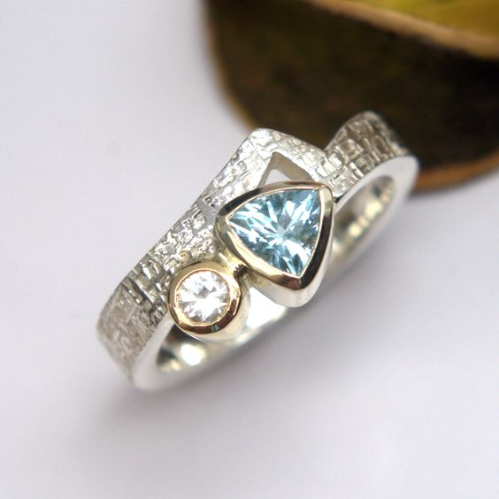Bague en argent et verre ciel bleu vintage