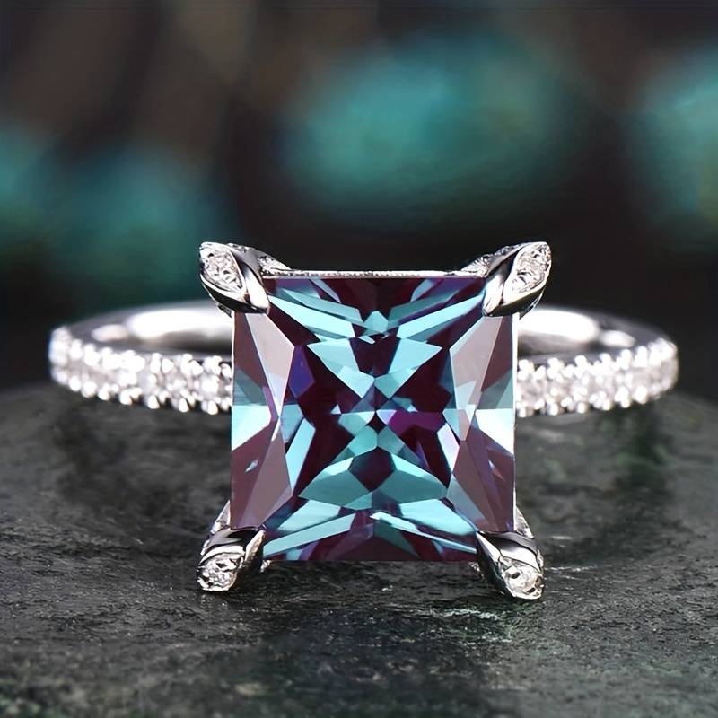 Bague en cubic bleu vintage