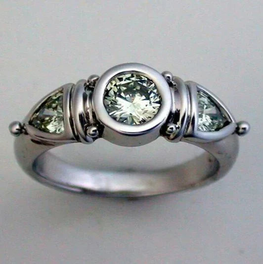 Bague en argent en verre vert vintage