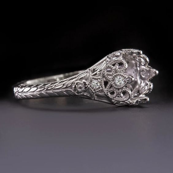 Bague en verre argenté vintage