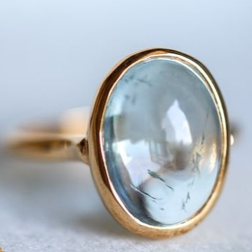Bague en verre d'aigue-marine vintage