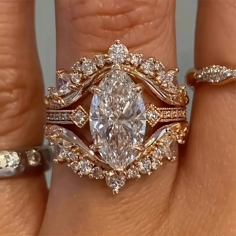 Bague Élégante en Zircone Rose Lumineuse