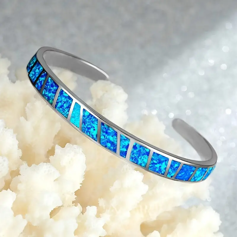 bracelet ouvert en opale bleue