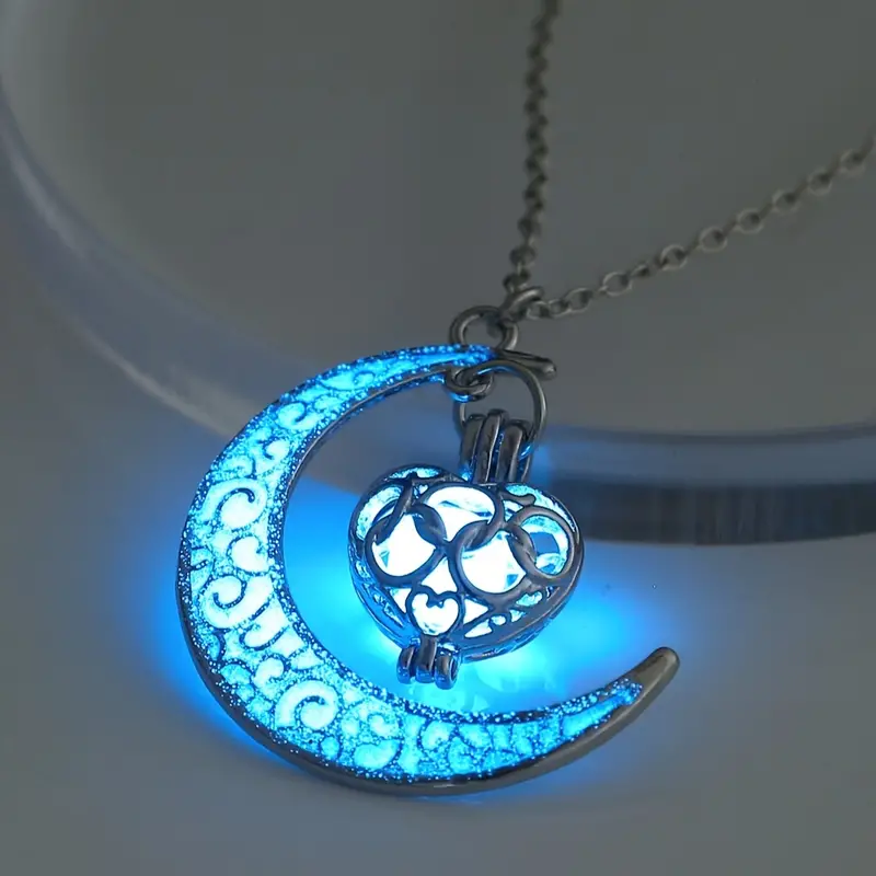 Collier Lune Lumineuse et Cœur