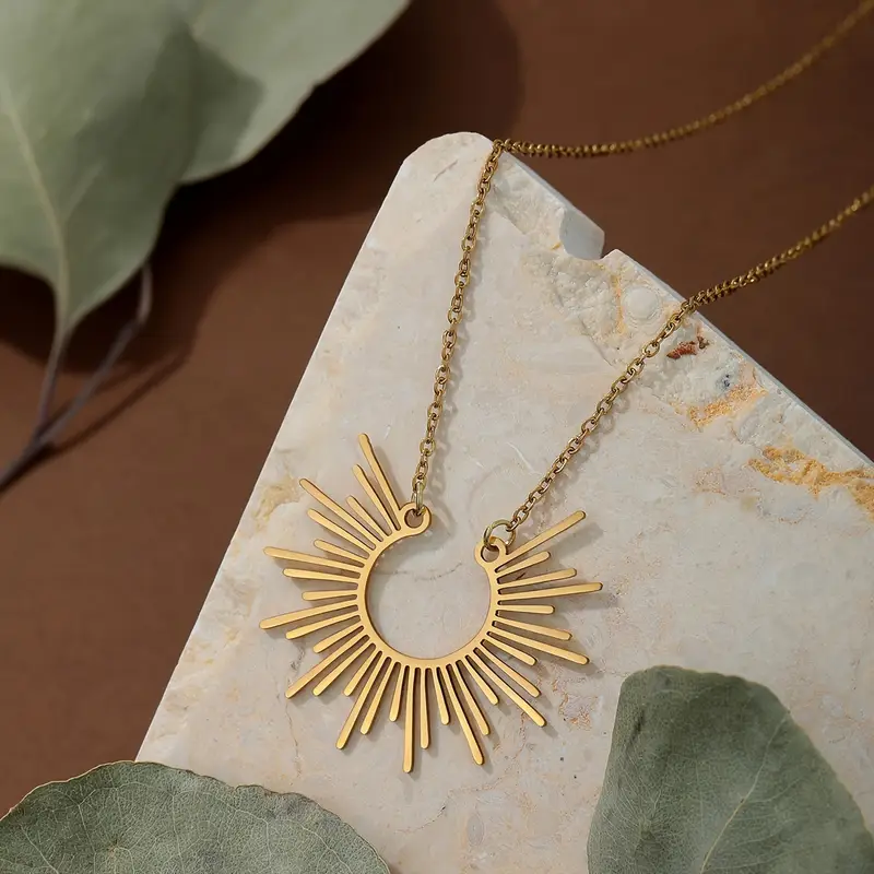 Collier en or solaire