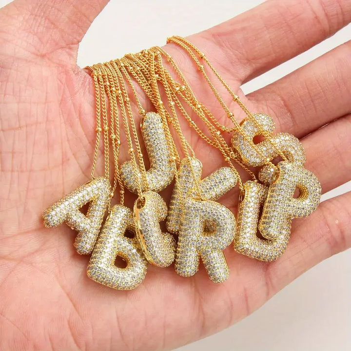Ensemble de collier initial en lettres ballons en or