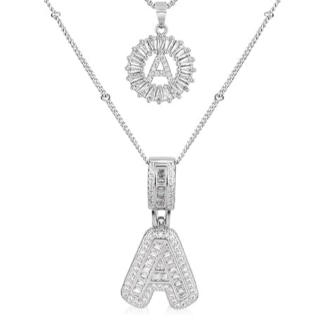 Collier initial en lettre en moissanite en argent