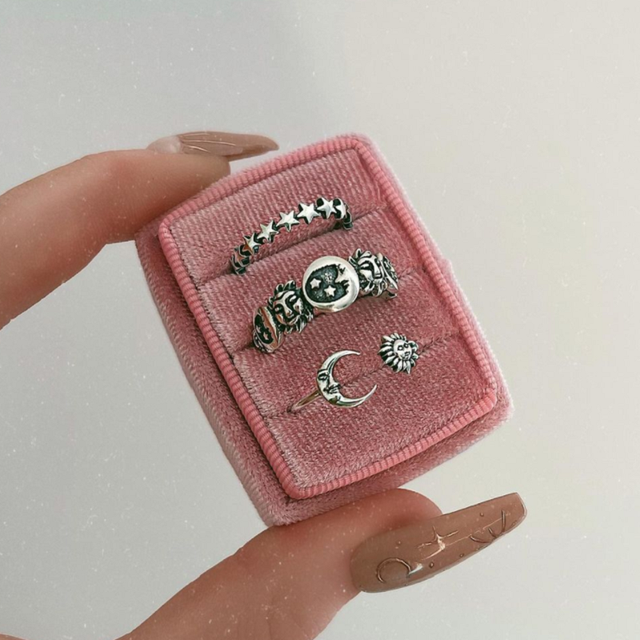 Lot de bagues vintage en argent with lune et étoile